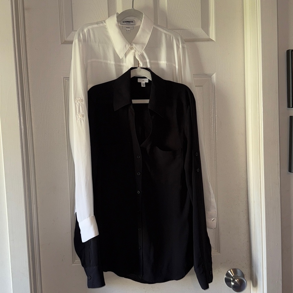 Express (2) Portofino Blouse size XS